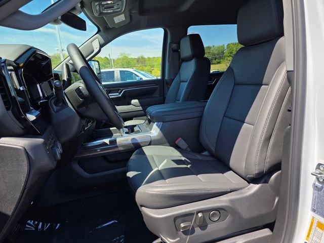 New 2026 Chevrolet Silverado 3500 LTZ w/ LTZ Plus Package AWD/4WD image 12