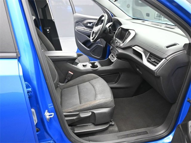 Used 2024 GMC Terrain SLE image 14