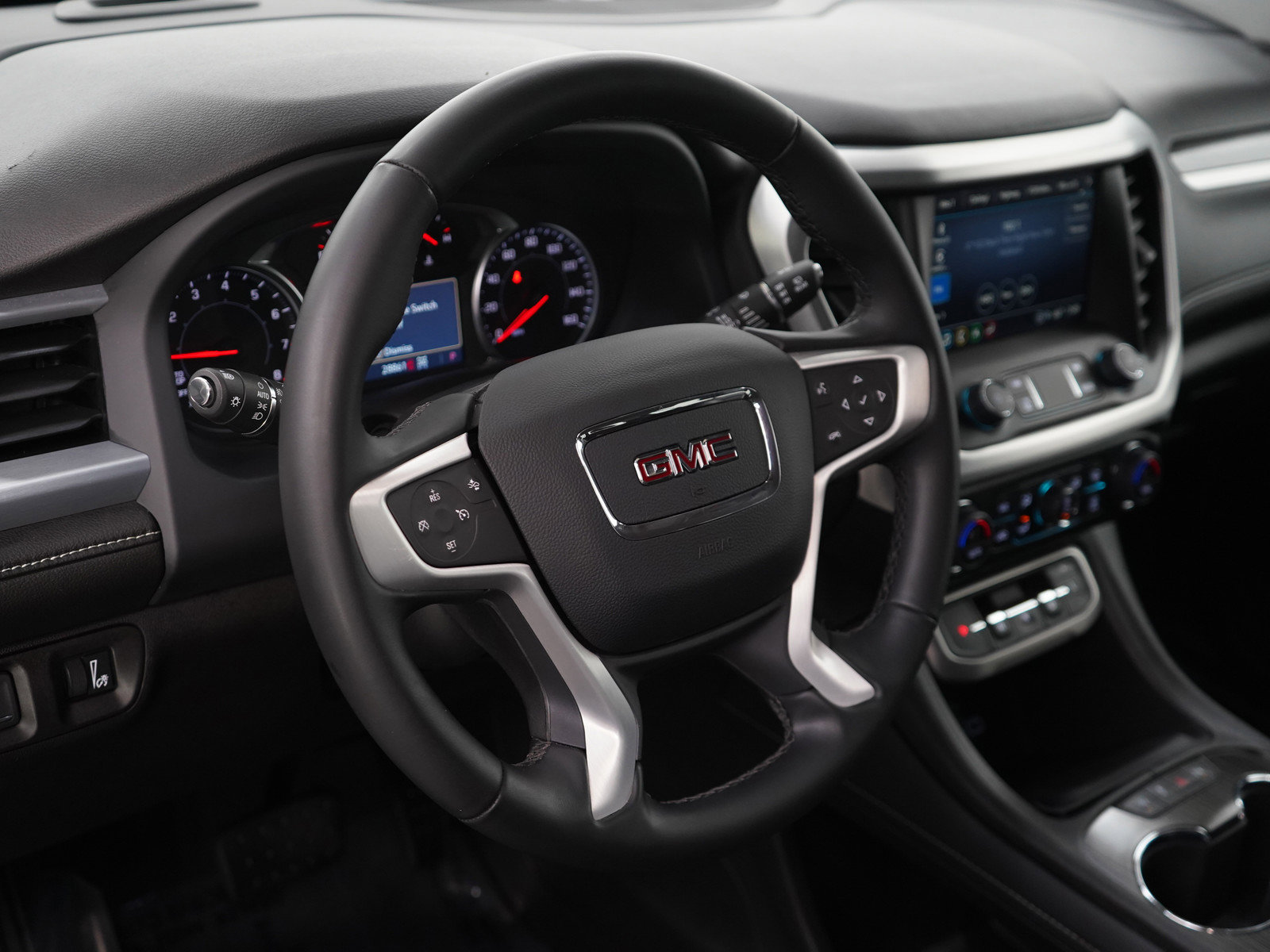 Used 2023 GMC Acadia SLT image 23