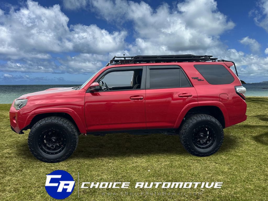 Used 2019 Toyota 4Runner TRD Off-Road image 3