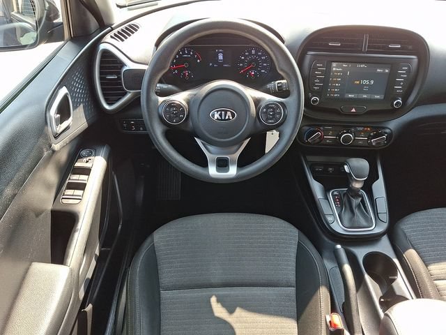 Used 2020 Kia Soul S FWD image 12