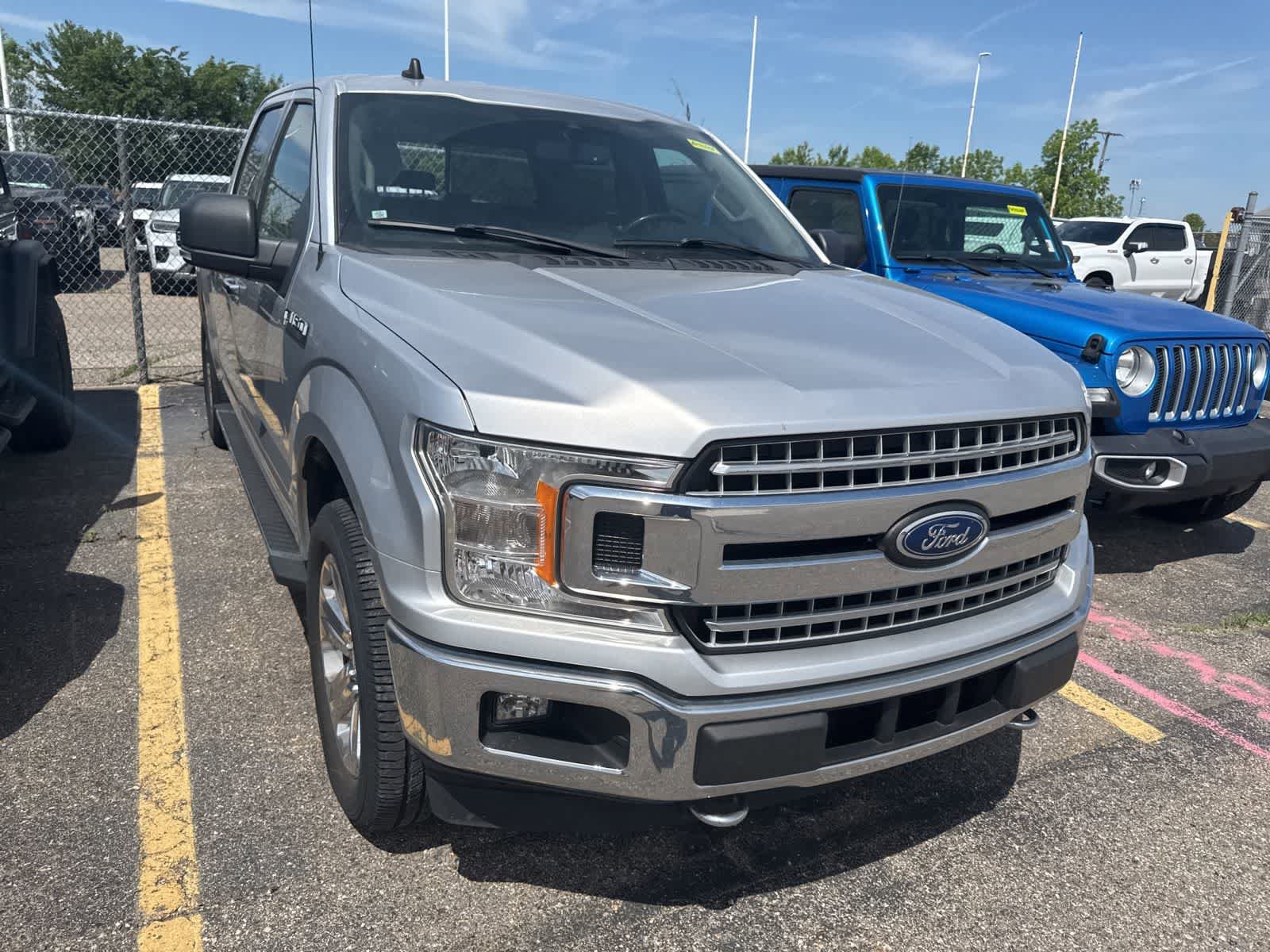Used 2019 Ford F150 XLT w/ Equipment Group 302A Luxury AWD/4WD image 5