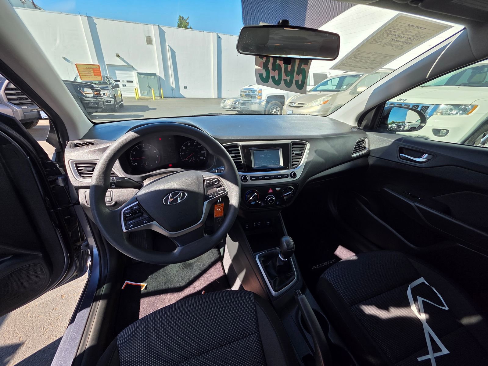 Used 2020 Hyundai Accent SE FWD image 12