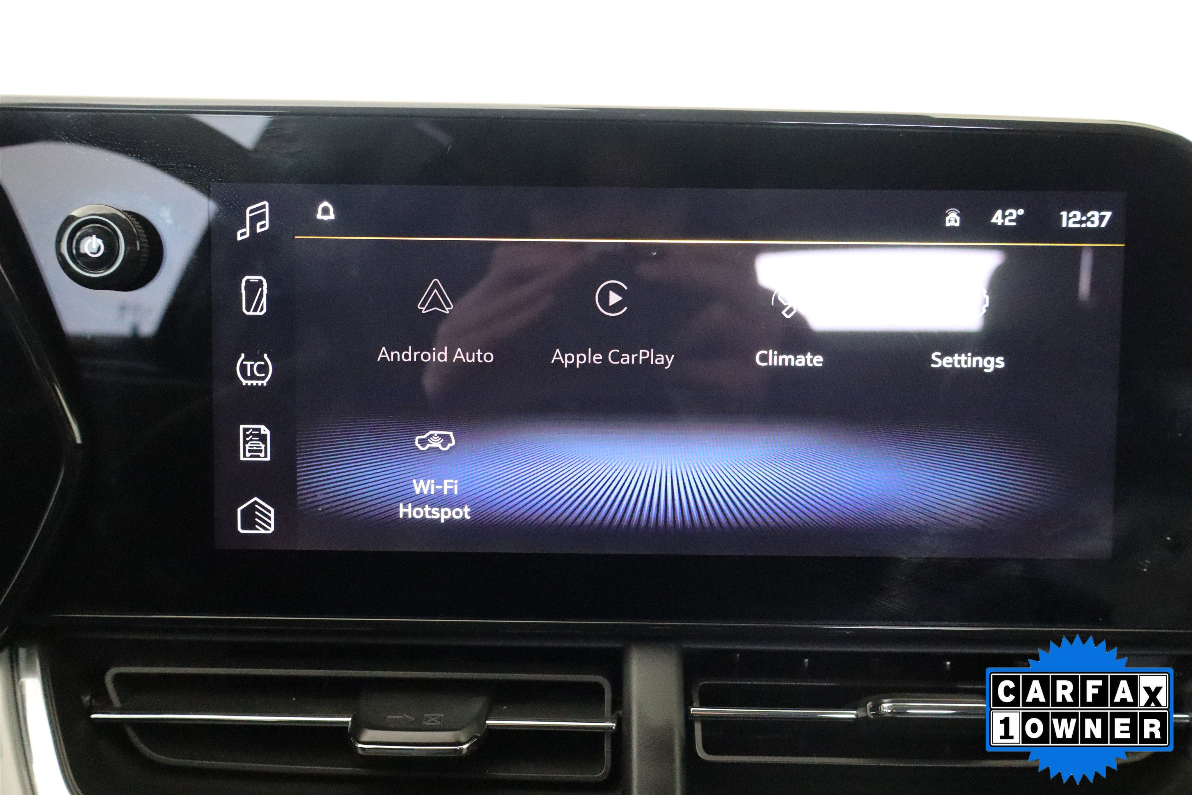 Used 2025 Chevrolet Trax LT image 24