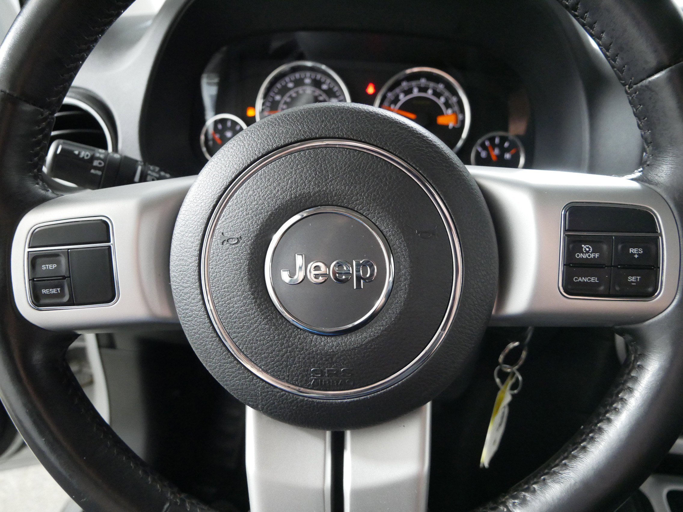 Used 2017 Jeep Compass Latitude image 25