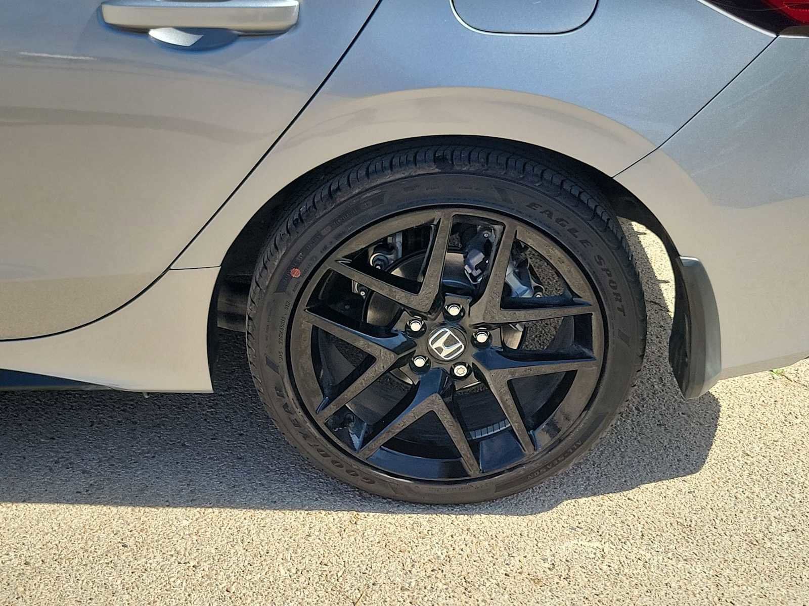 Used 2025 Honda Civic Sport image 4