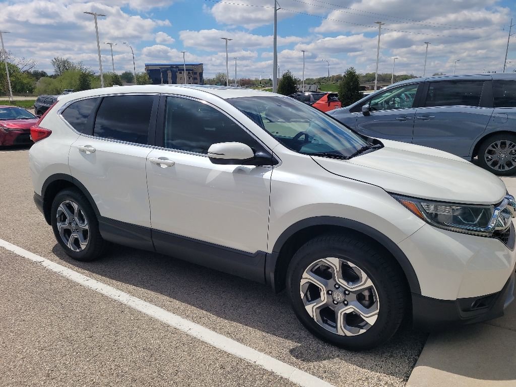 Used 2018 Honda CR-V EX image 2