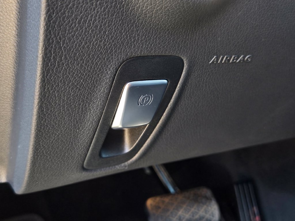 Used 2021 Mercedes-Benz E 350 Sedan image 22