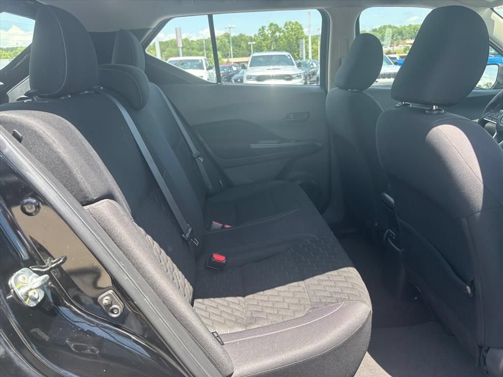 Used 2022 Nissan Kicks S FWD image 13