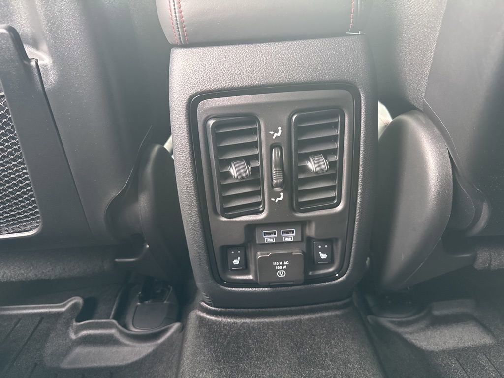 Used 2025 Dodge Durango R/T image 23