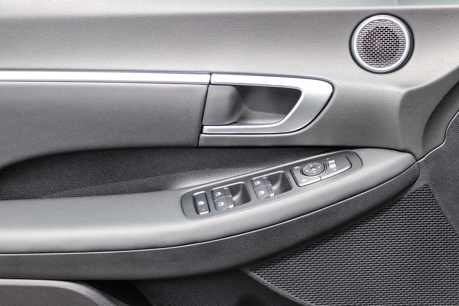New 2026 Hyundai Sonata SEL FWD image 21