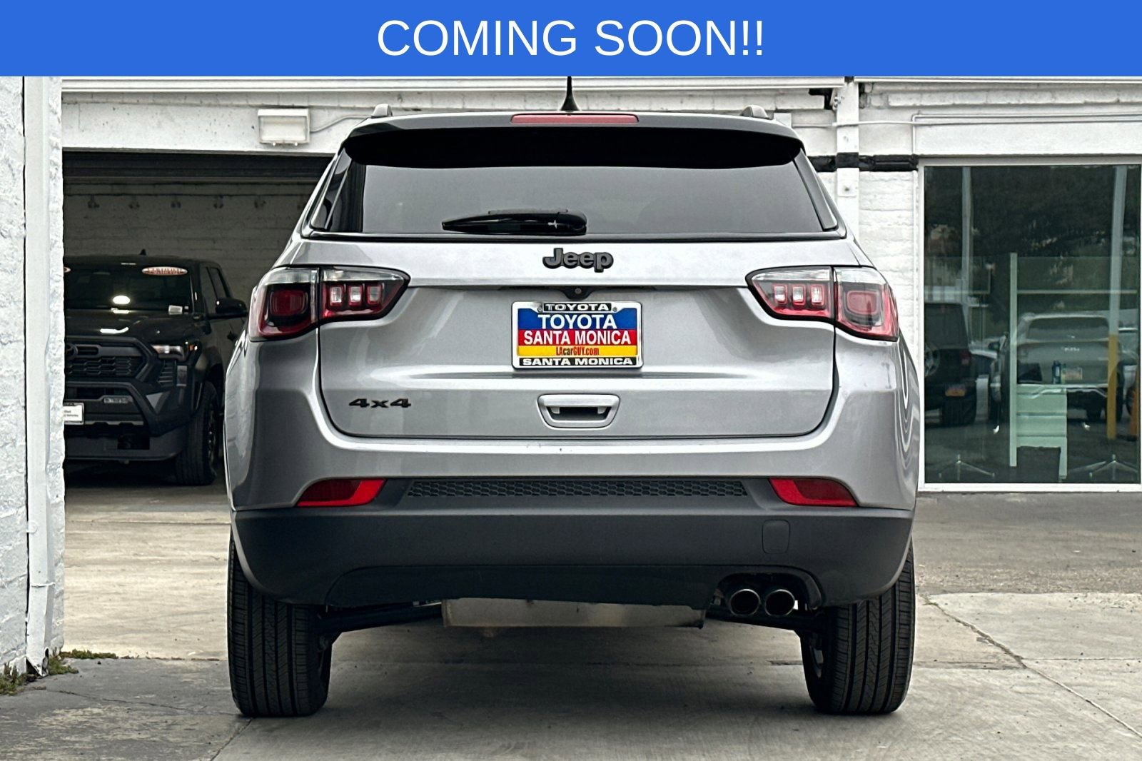 Used 2018 Jeep Compass Latitude w/ Popular Equipment Group AWD/4WD image 5