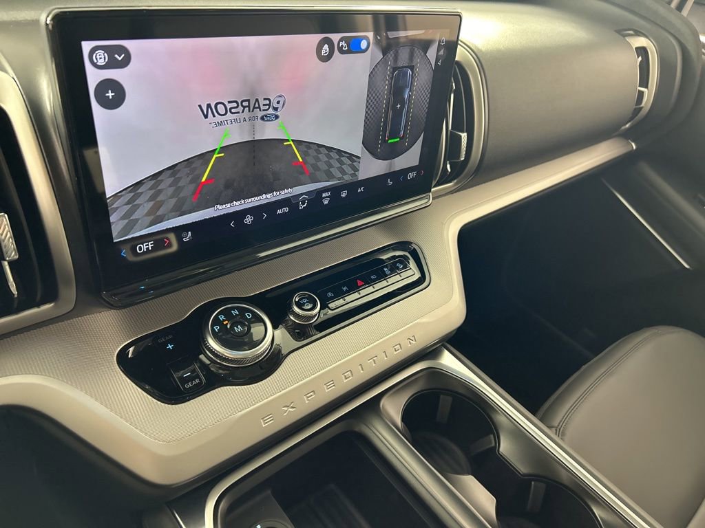 New 2026 Ford Expedition Active image 15