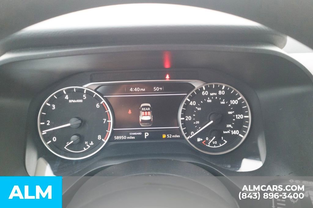 Used 2024 Nissan Rogue S image 33