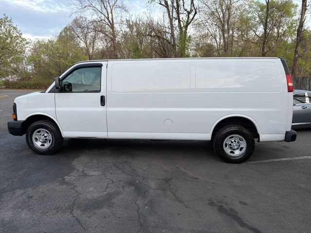 Used 2016 Chevrolet Express 3500 Extended RWD image 7