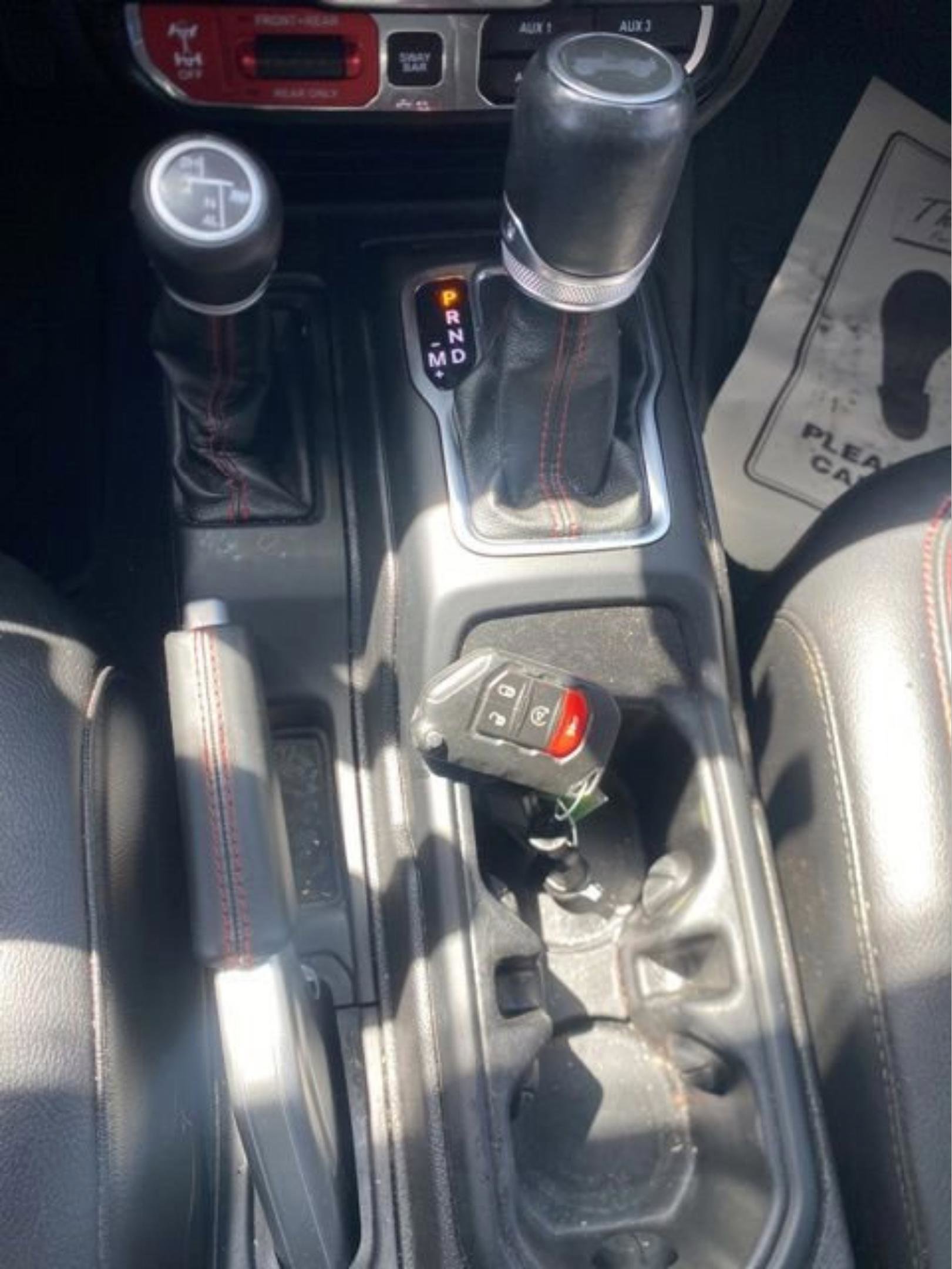 Used 2020 Jeep Wrangler Unlimited Rubicon w/ Quick Order Package 28Y Recon AWD/4WD image 19