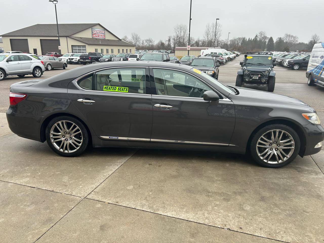 Used 2008 Lexus LS 600h L image 4