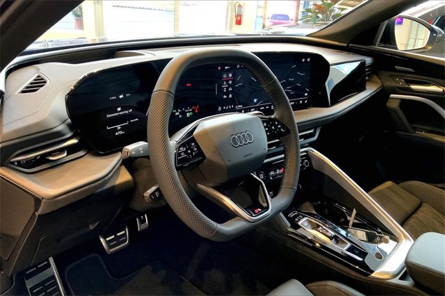 New 2025 Audi SQ5 Premium Plus image 7