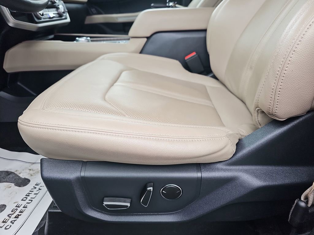 Used 2024 Ford Expedition Max Limited image 34