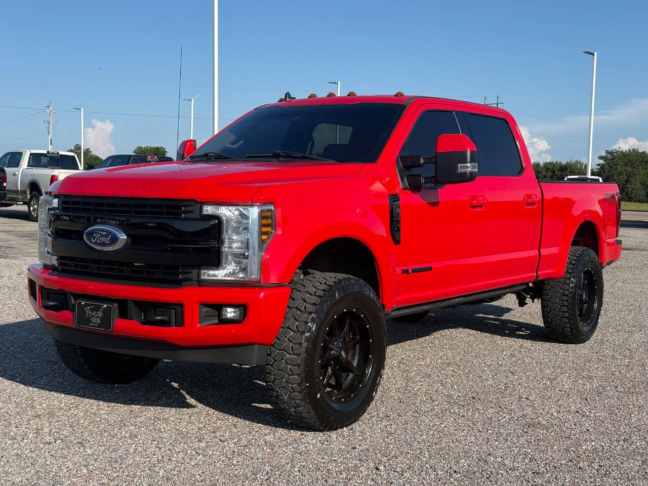Used 2019 Ford F250 Lariat w/ Lariat Ultimate Package AWD/4WD image 1