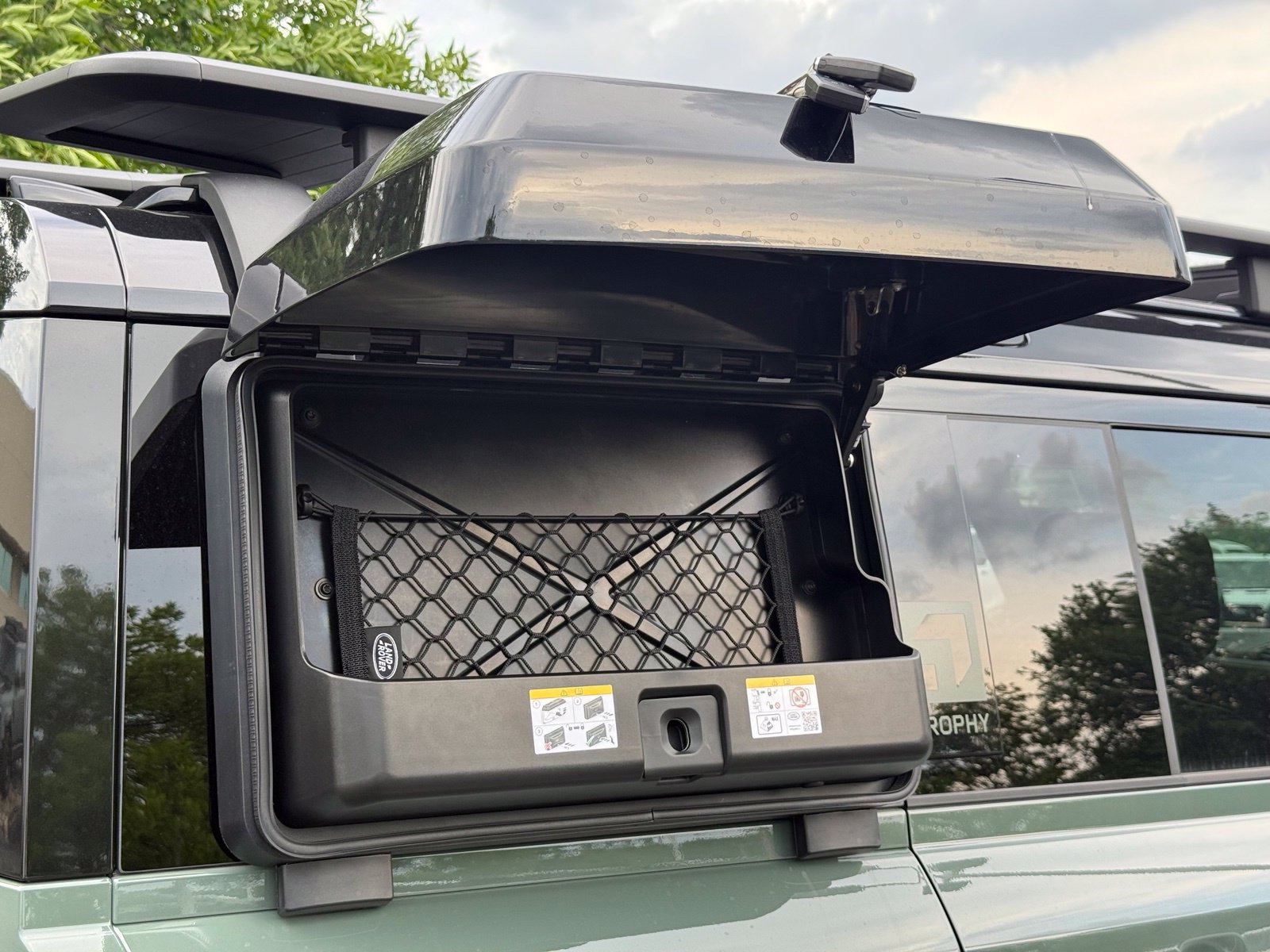 New 2026 Land Rover Defender 110 Trophy Edition AWD/4WD image 41