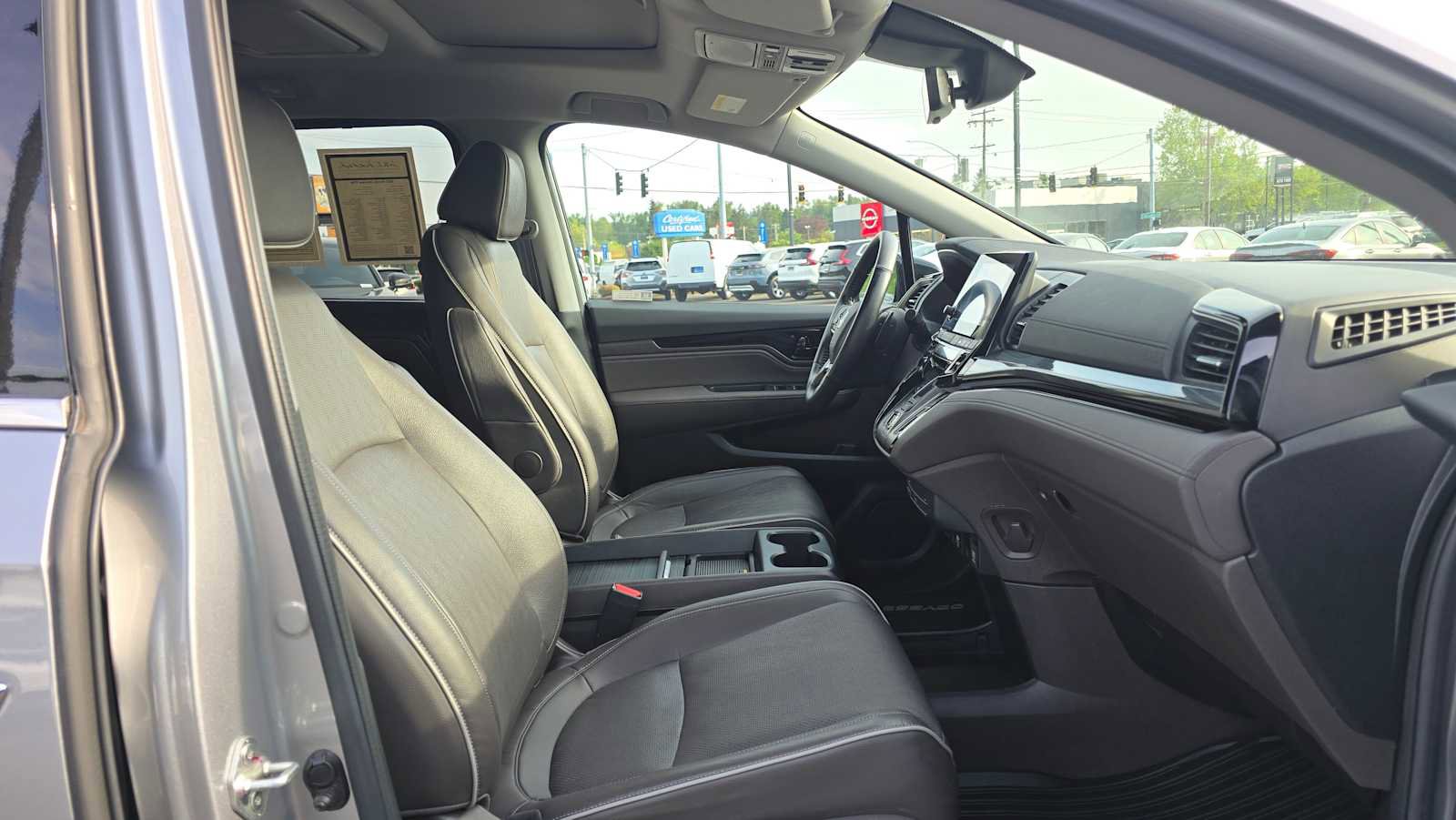 Used 2023 Honda Odyssey Elite image 10