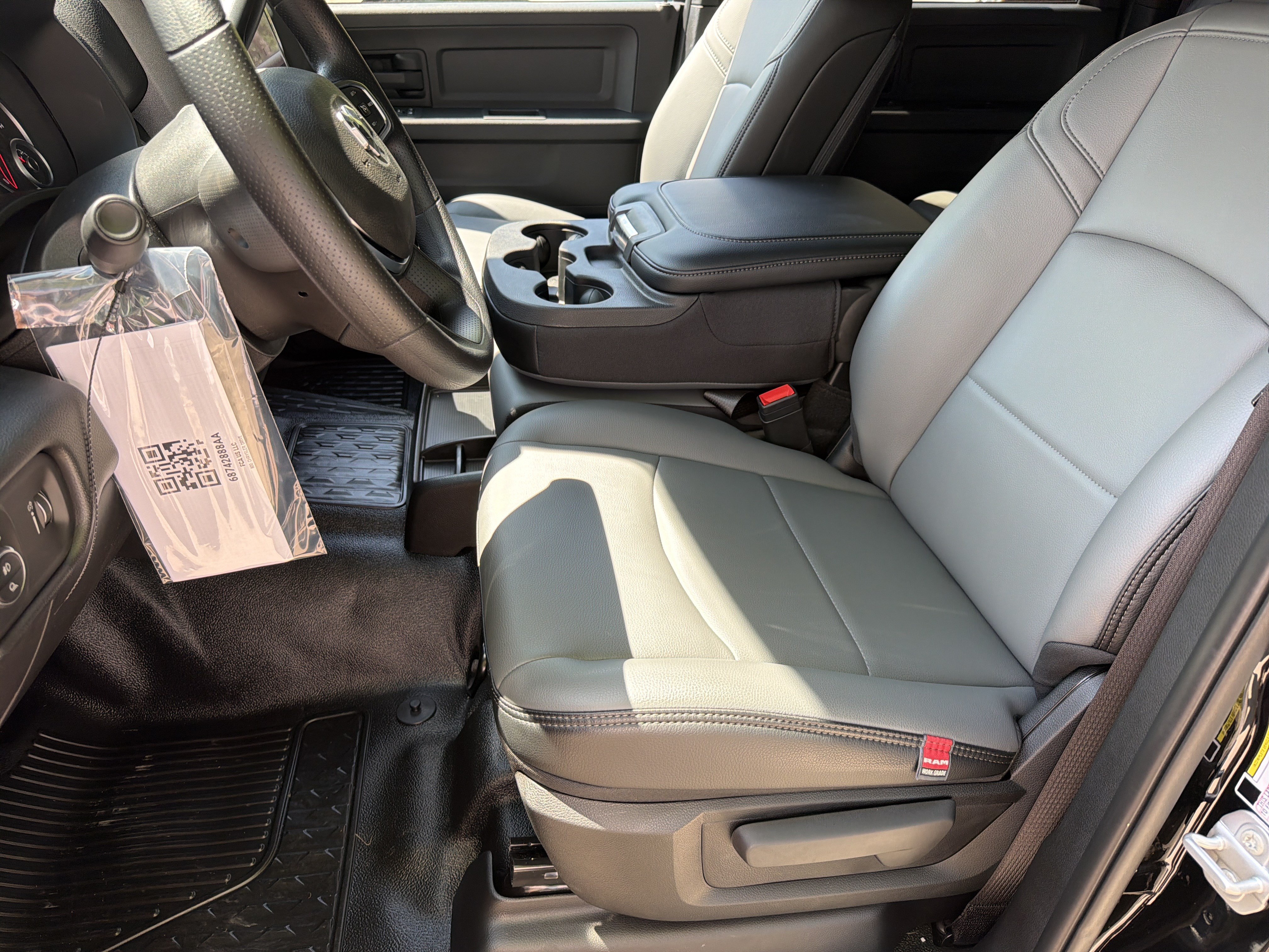 New 2026 RAM 3500 Tradesman AWD/4WD image 12