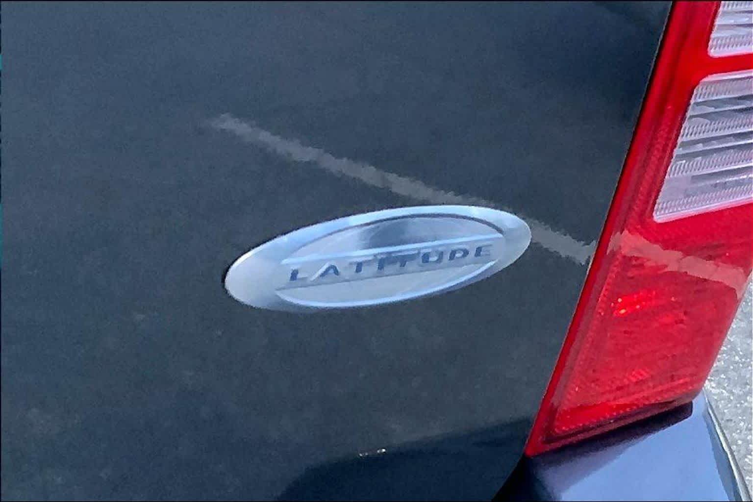 Used 2011 Jeep Patriot Latitude AWD/4WD image 9