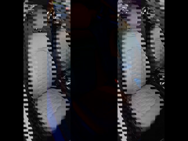 Used 2016 Ford Edge SEL image 33