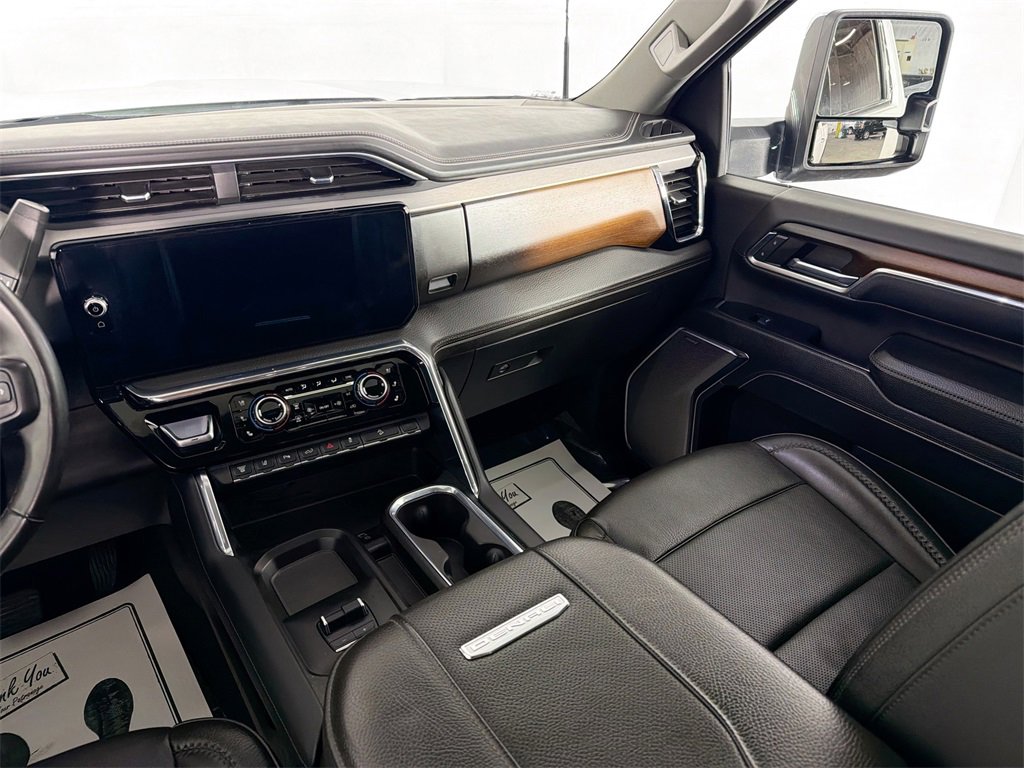 Used 2024 GMC Sierra 2500 Denali w/ Technology Package image 22