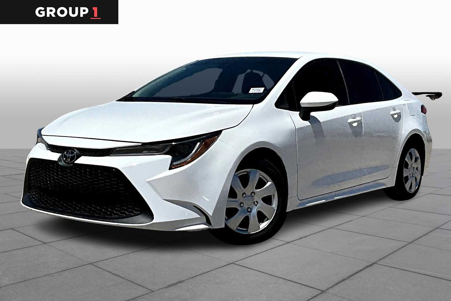 Used 2021 Toyota Corolla LE FWD image 1