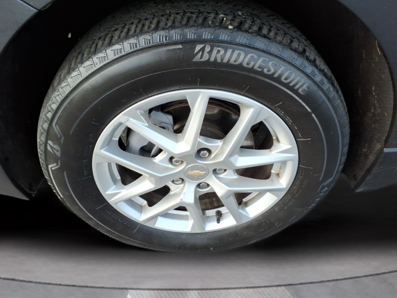 Used 2023 Chevrolet Equinox LT AWD/4WD image 27