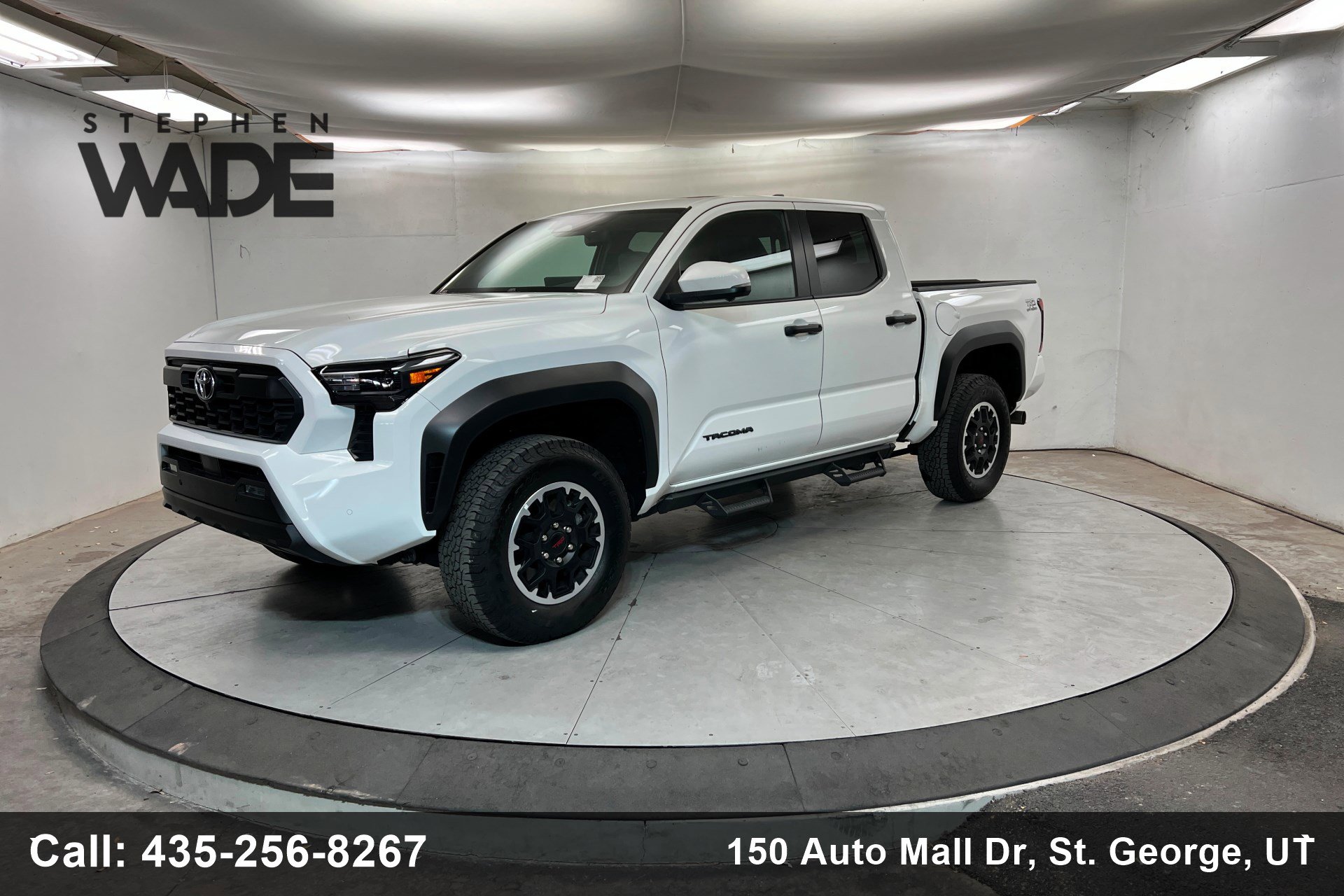 Used 2025 Toyota Tacoma TRD Off-Road w/ TRD Off Road Premium Package AWD/4WD image 1