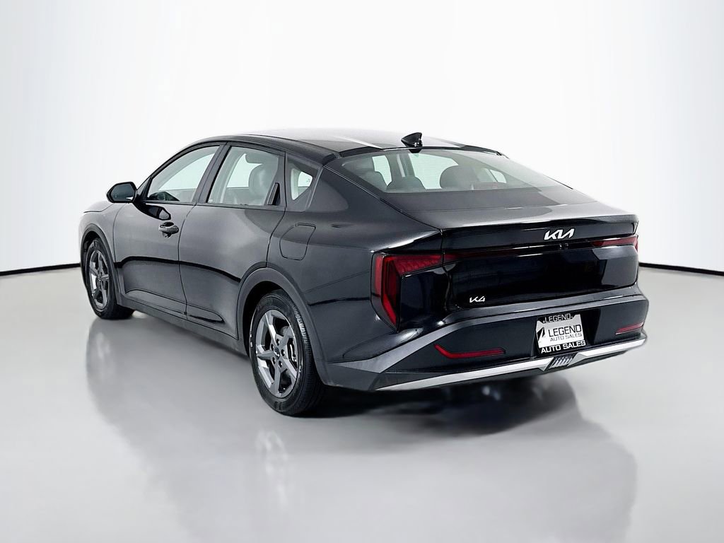 Used 2025 Kia K4 LXS image 8