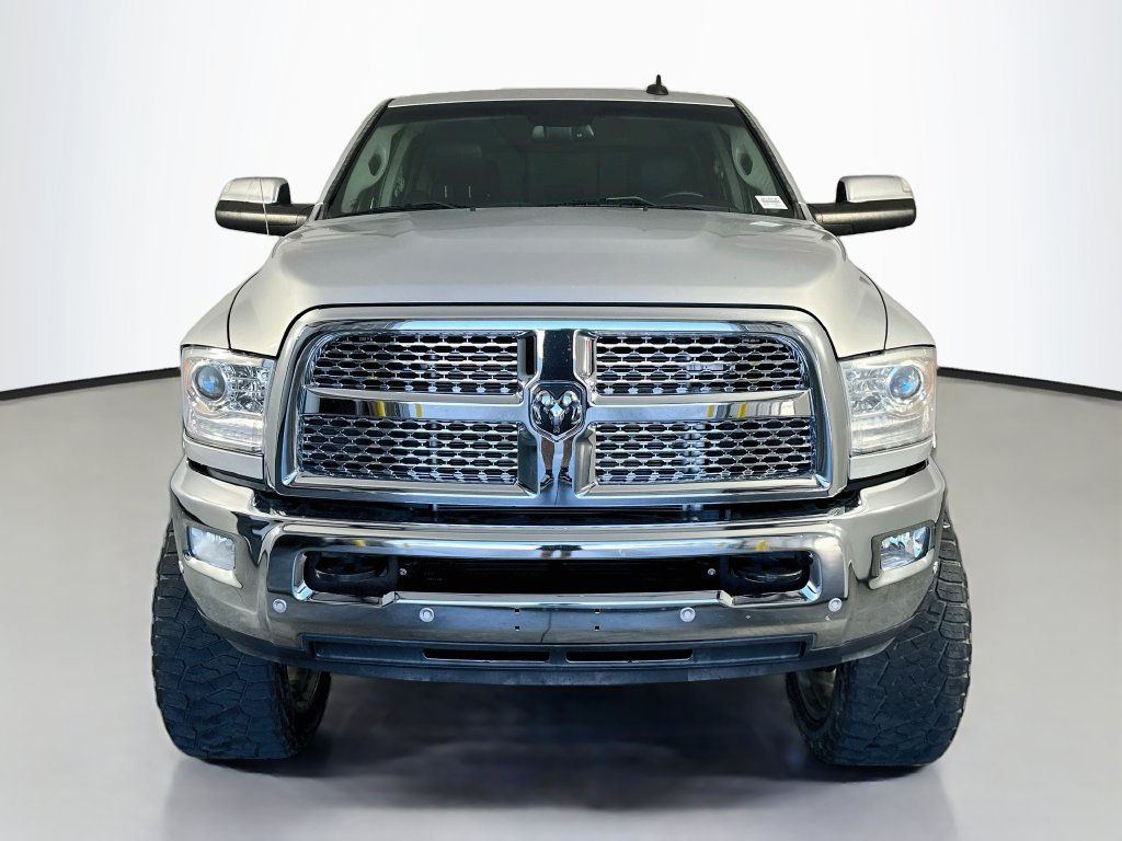 Used 2017 RAM 2500 Laramie AWD/4WD image 2