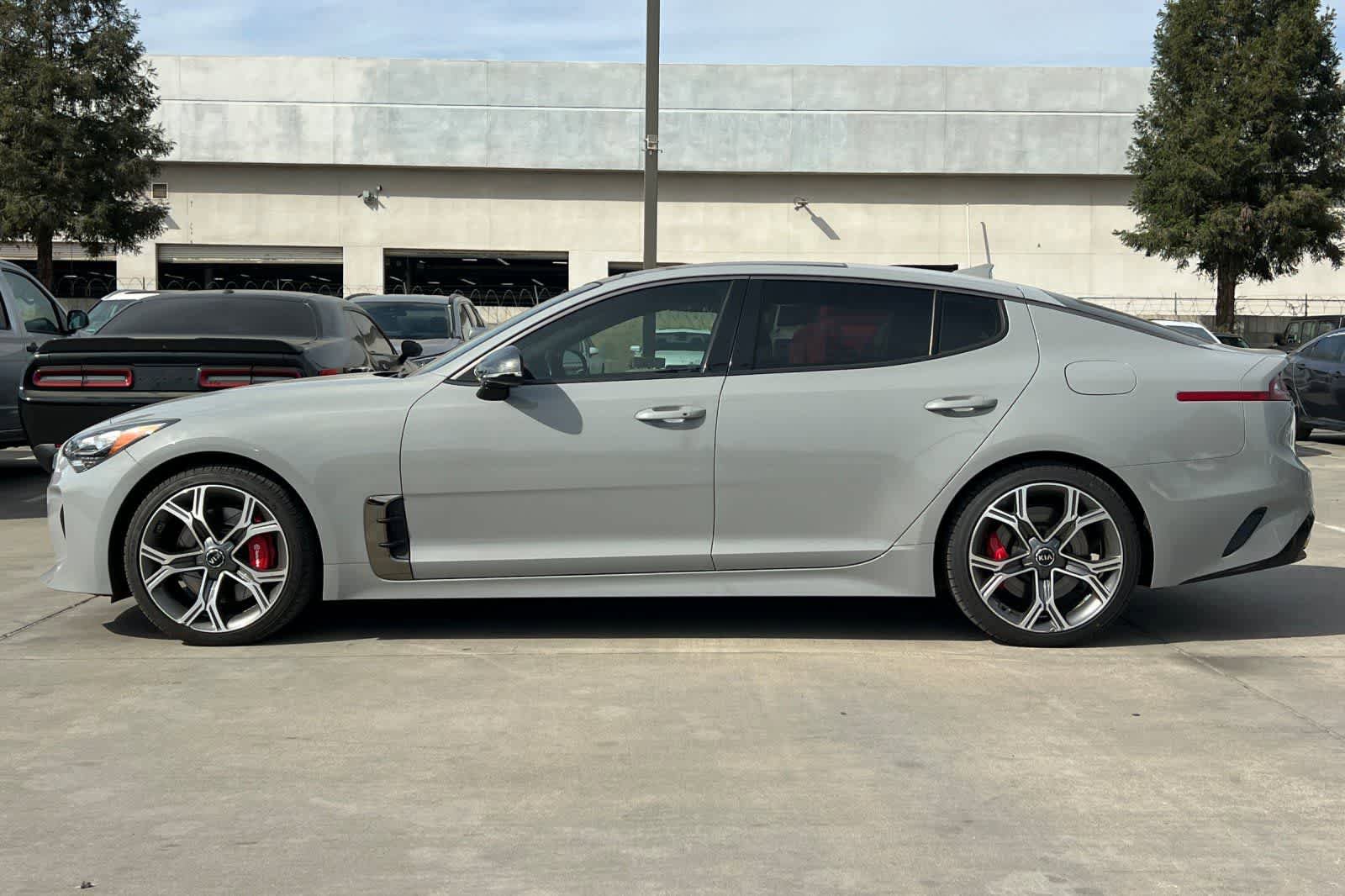 Used 2018 Kia Stinger GT1 image 6