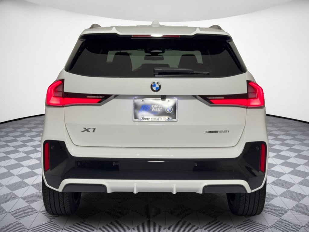 New 2027 BMW X1 xDrive28i AWD/4WD image 11