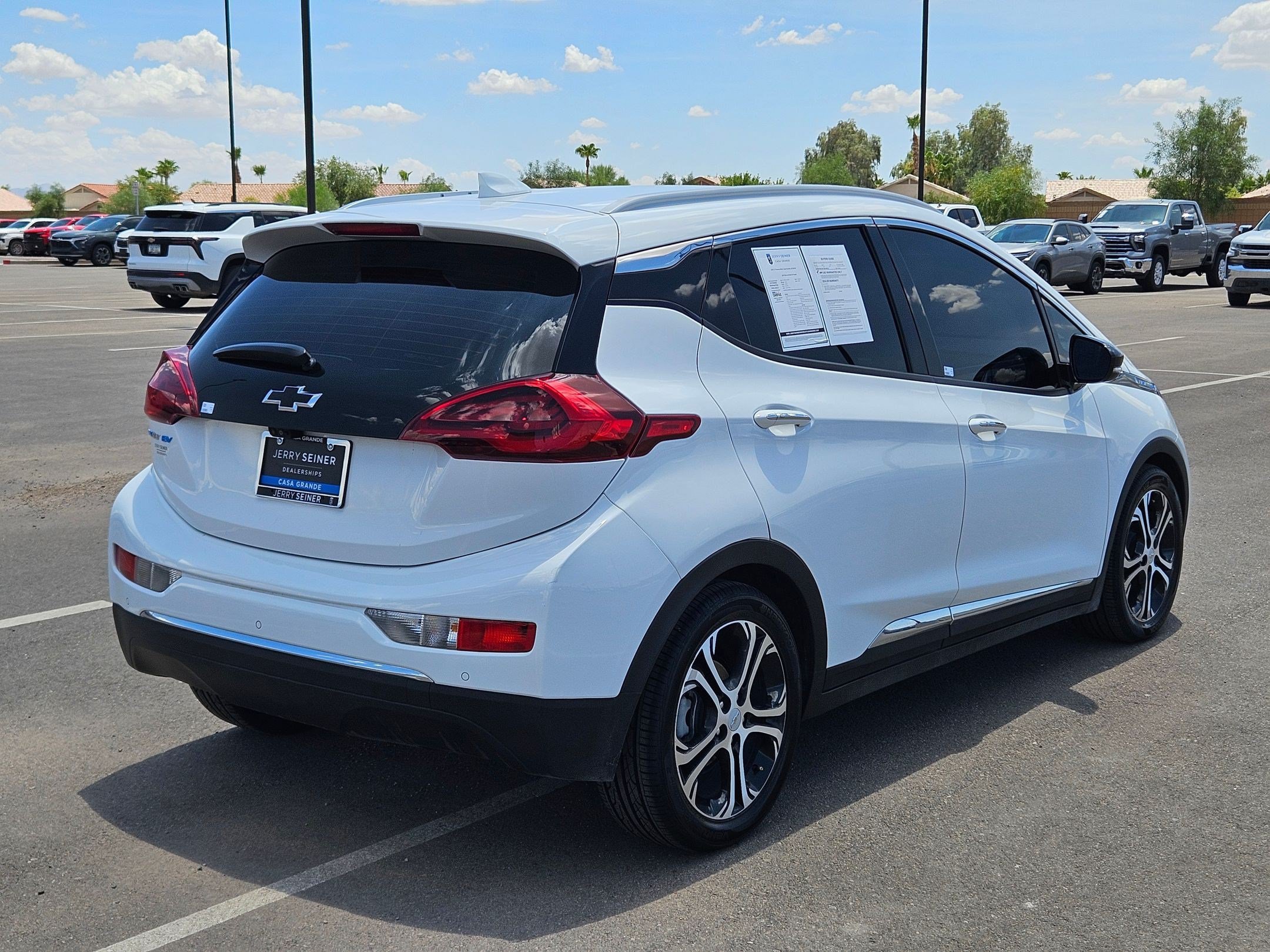 Certified 2019 Chevrolet Bolt Premier w/ Infotainment Package FWD image 5