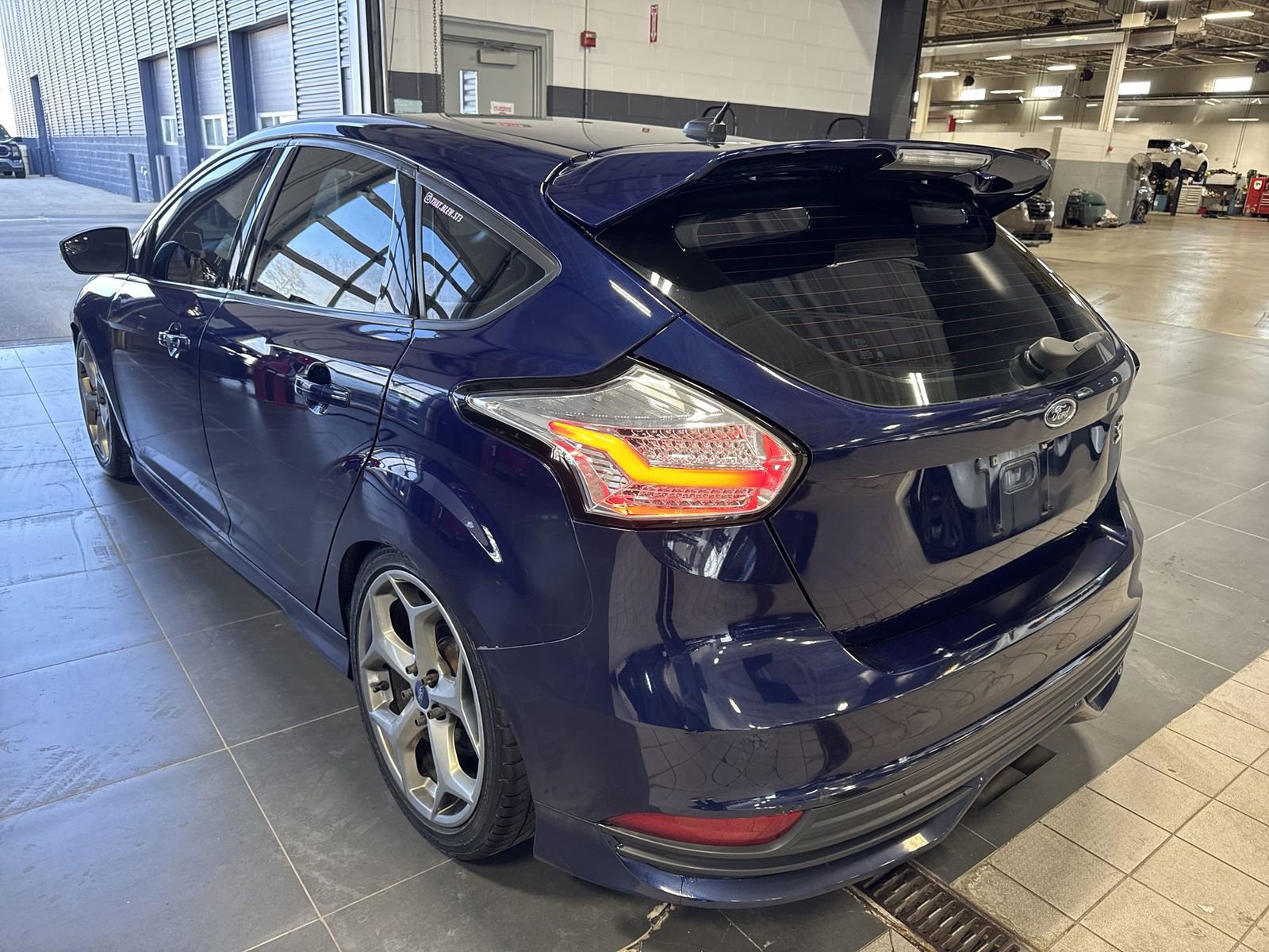 Used 2016 Ford Focus ST image 35