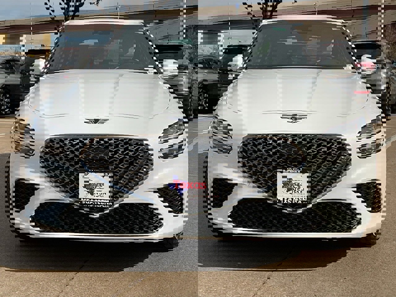 Used 2025 Genesis G70 2.5T image 3