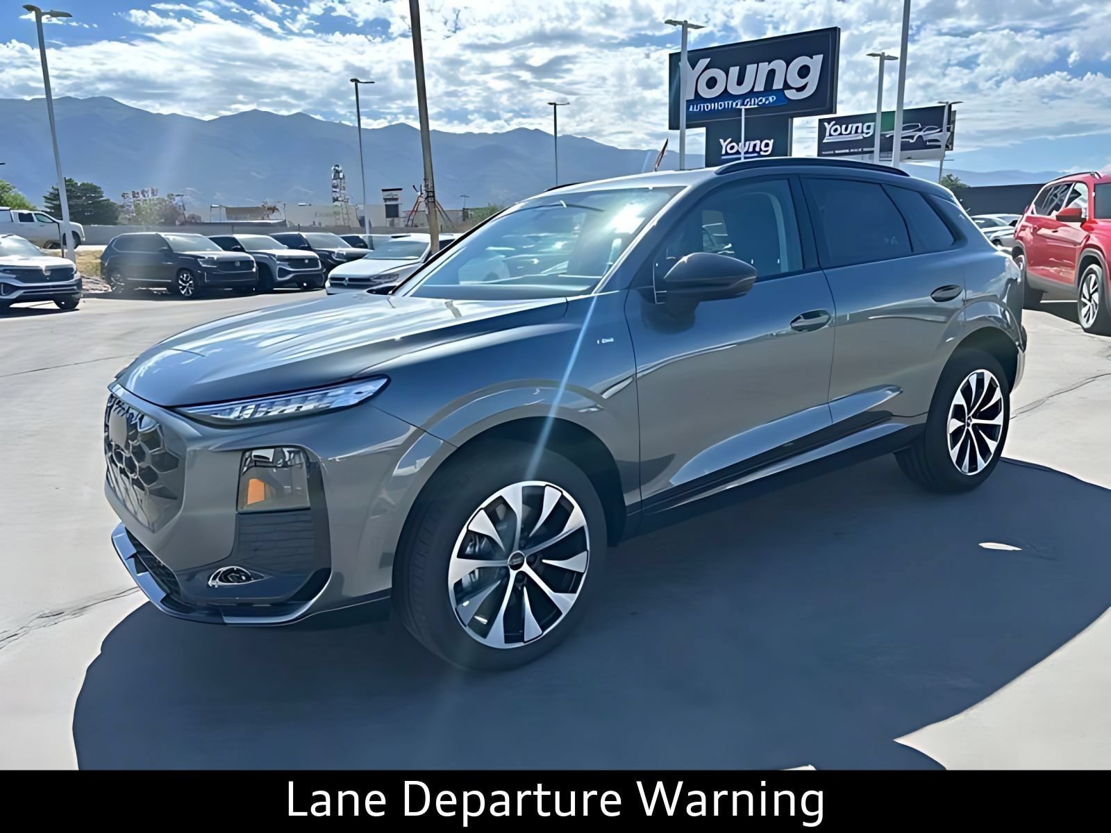 New 2026 Audi Q3 quattro 2.0T AWD/4WD image 8