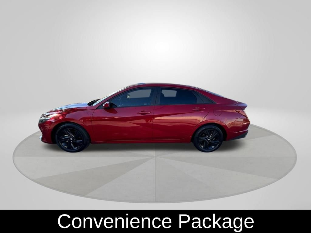 Used 2022 Hyundai Elantra SEL w/ Convenience Package image 4