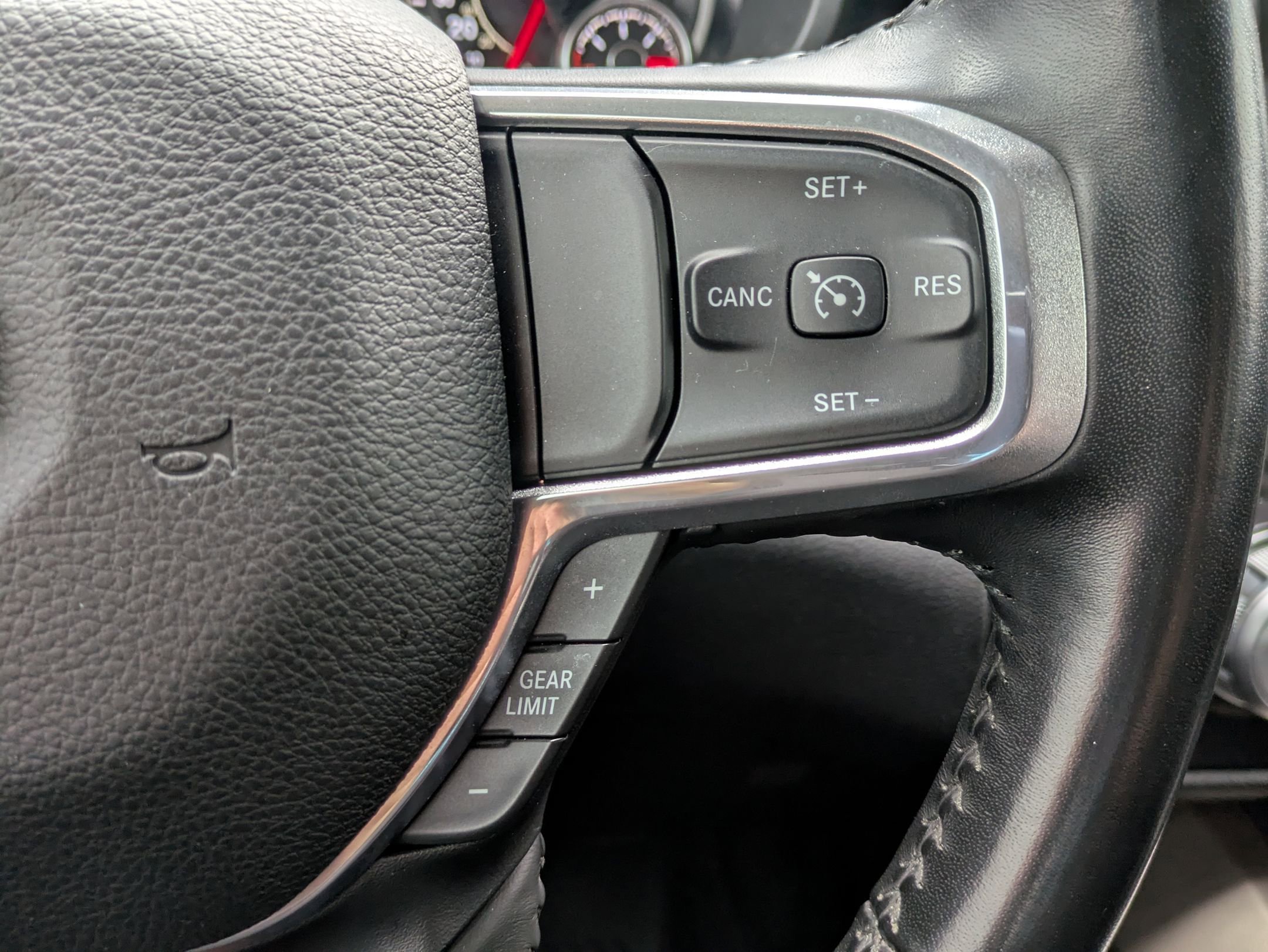 Used 2021 RAM 1500 Laramie image 17