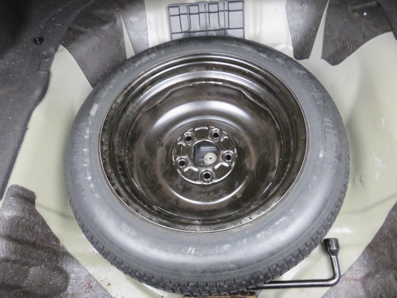 Used 2015 Acura ILX w/ Technology Package FWD image 24