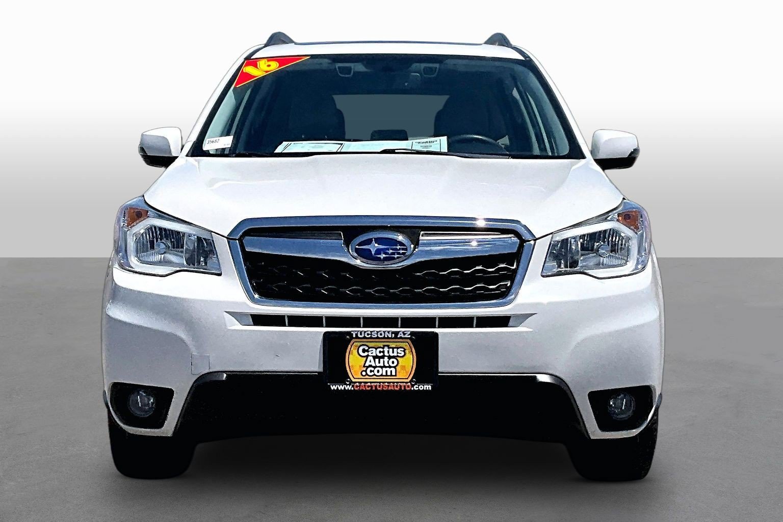 Used 2016 Subaru Forester 2.5i Touring w/ Eyesight & Navigation System AWD/4WD image 2
