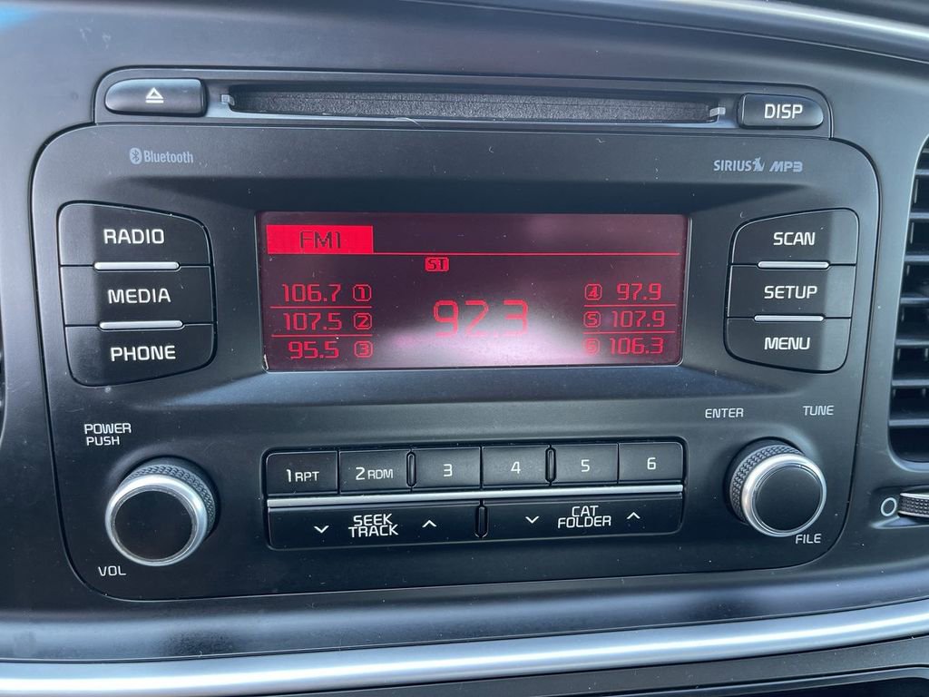 Used 2015 Kia Optima LX FWD image 16