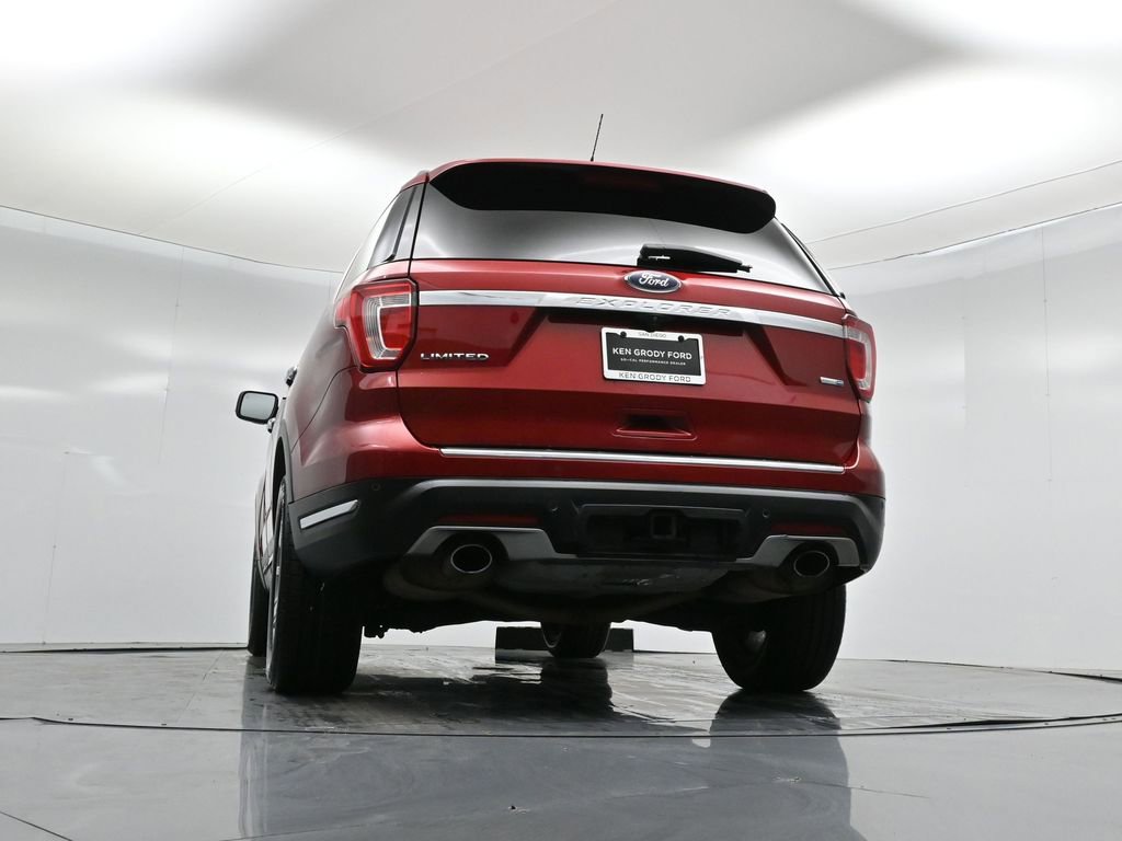 Certified 2018 Ford Explorer Limited w/ Ford Safe & Smart Package image 58