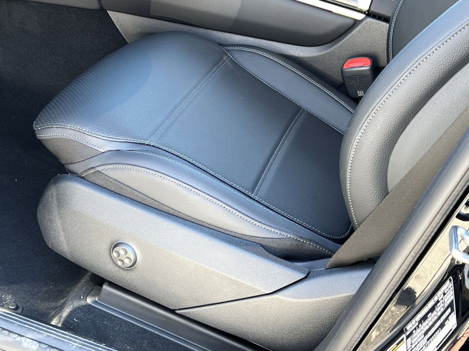 New 2026 Mercedes-Benz GLC 300 4MATIC image 12