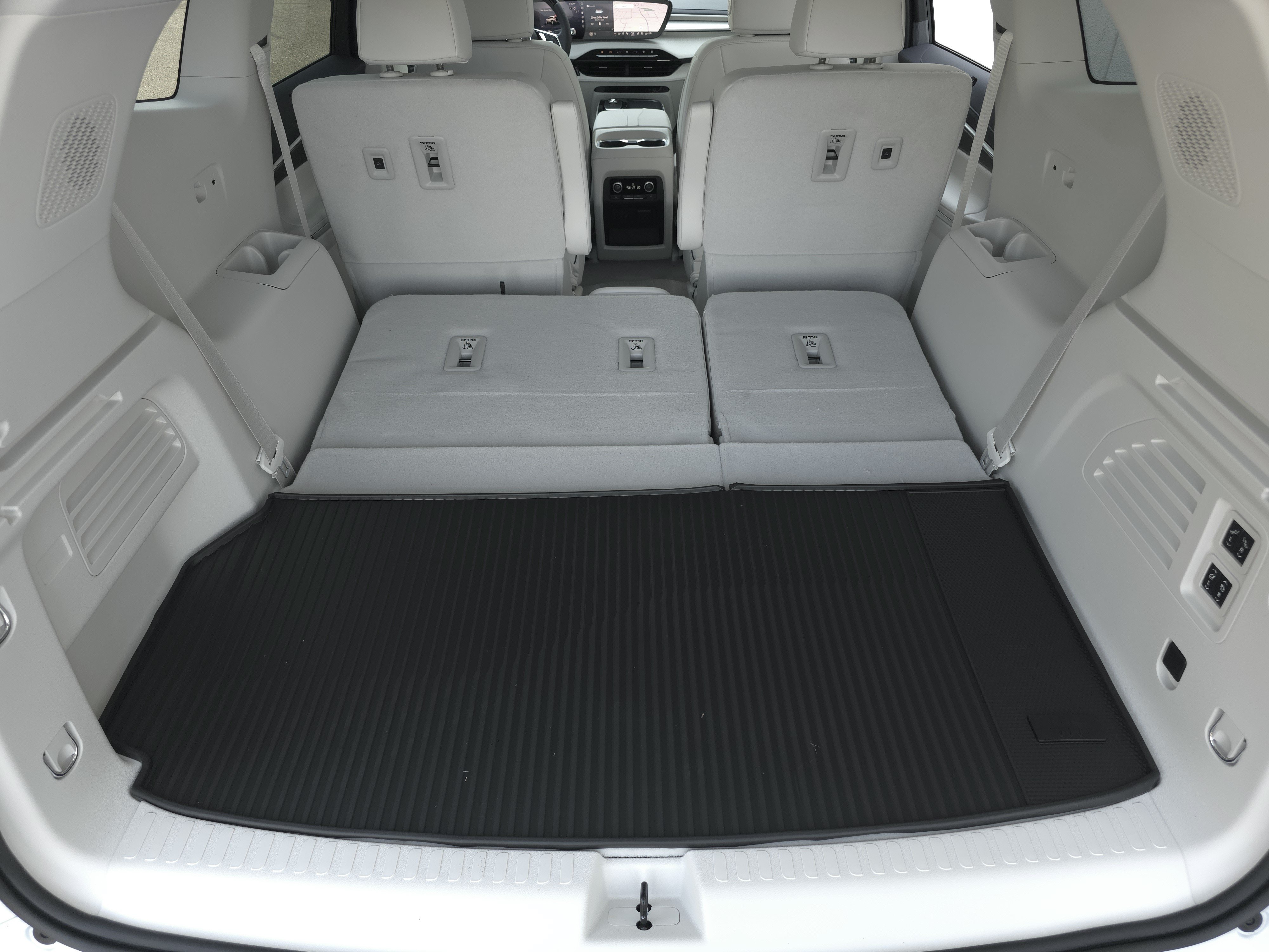 New 2027 Buick Enclave Avenir FWD image 43