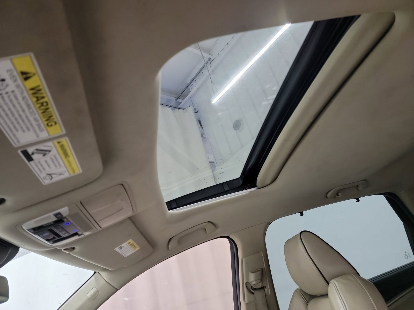 Used 2018 Acura MDX SH-AWD w/ Advance Package image 24